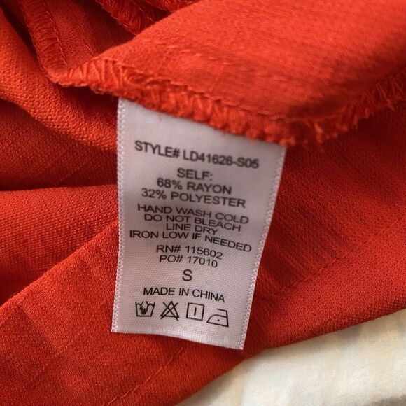 Lush V Neck  Red Short Cold Shoulder Dress Pockets Size Small Womens - Picture 6 of 7